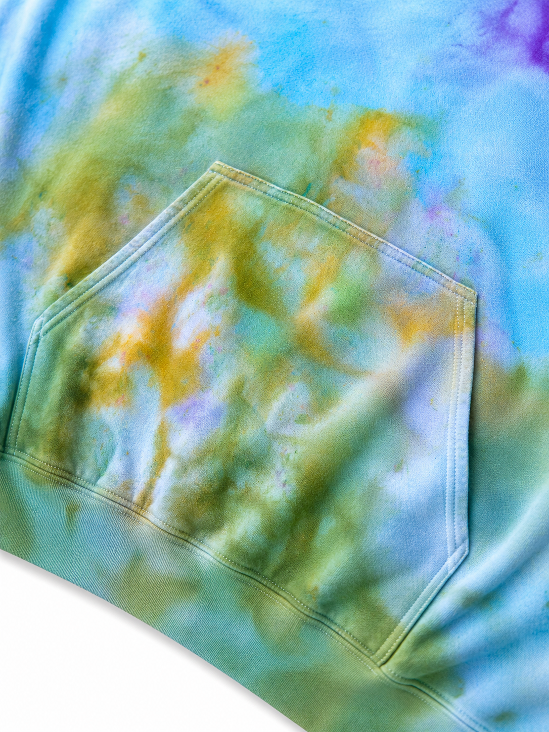Three Sisters Ice Dye Hoodie – XL