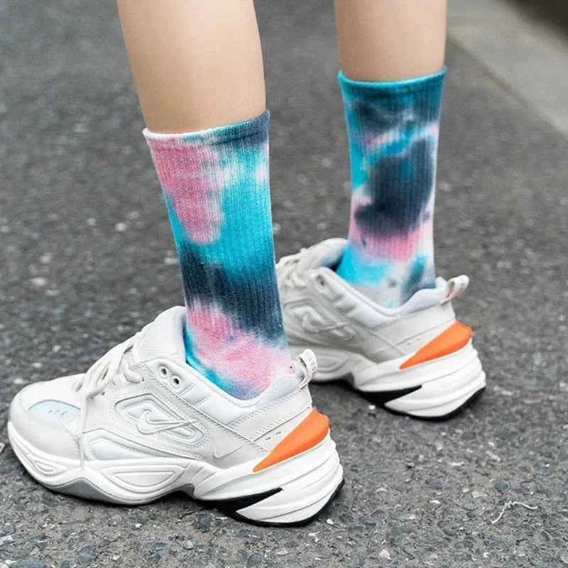 Tie-Dye High-Top Socks for Women and Men - Cotton Basketball and Skateboard Socks