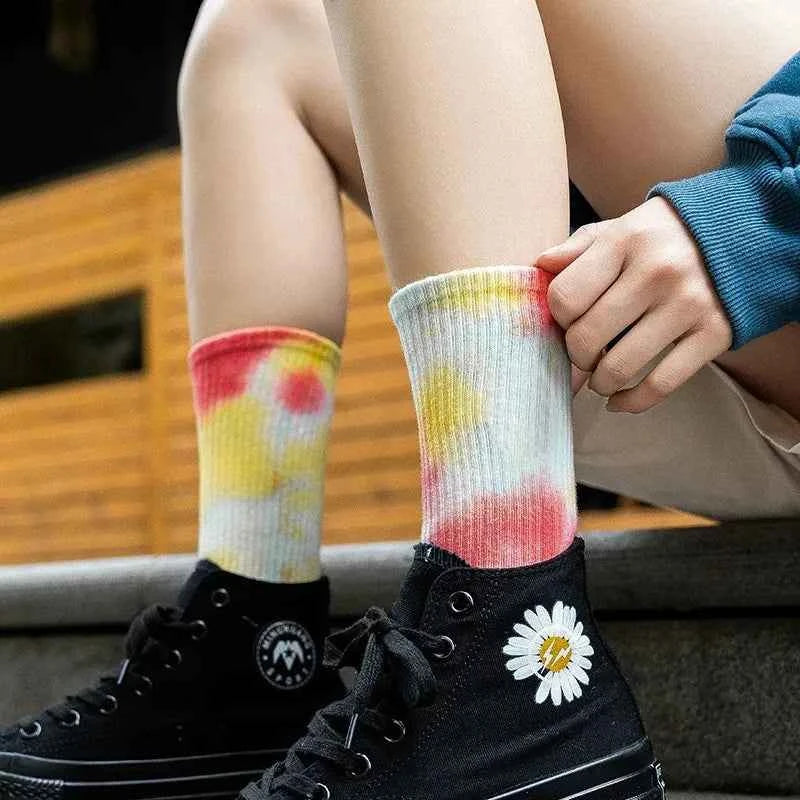 Tie-Dye High-Top Socks for Women and Men - Cotton Basketball and Skateboard Socks