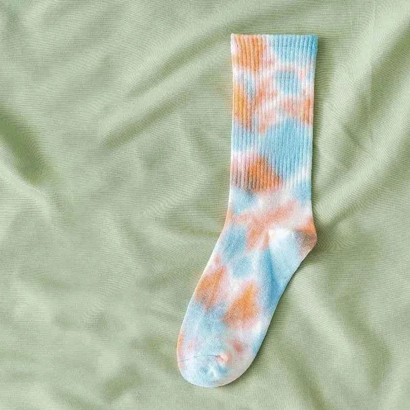 Tie-Dye High-Top Socks for Women and Men - Cotton Basketball and Skateboard Socks